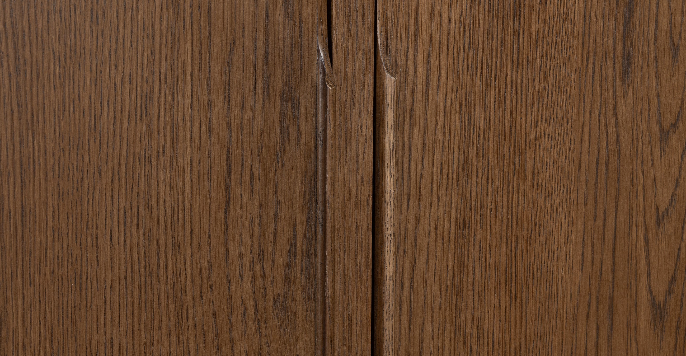 Maro Wardrobe / Armoire