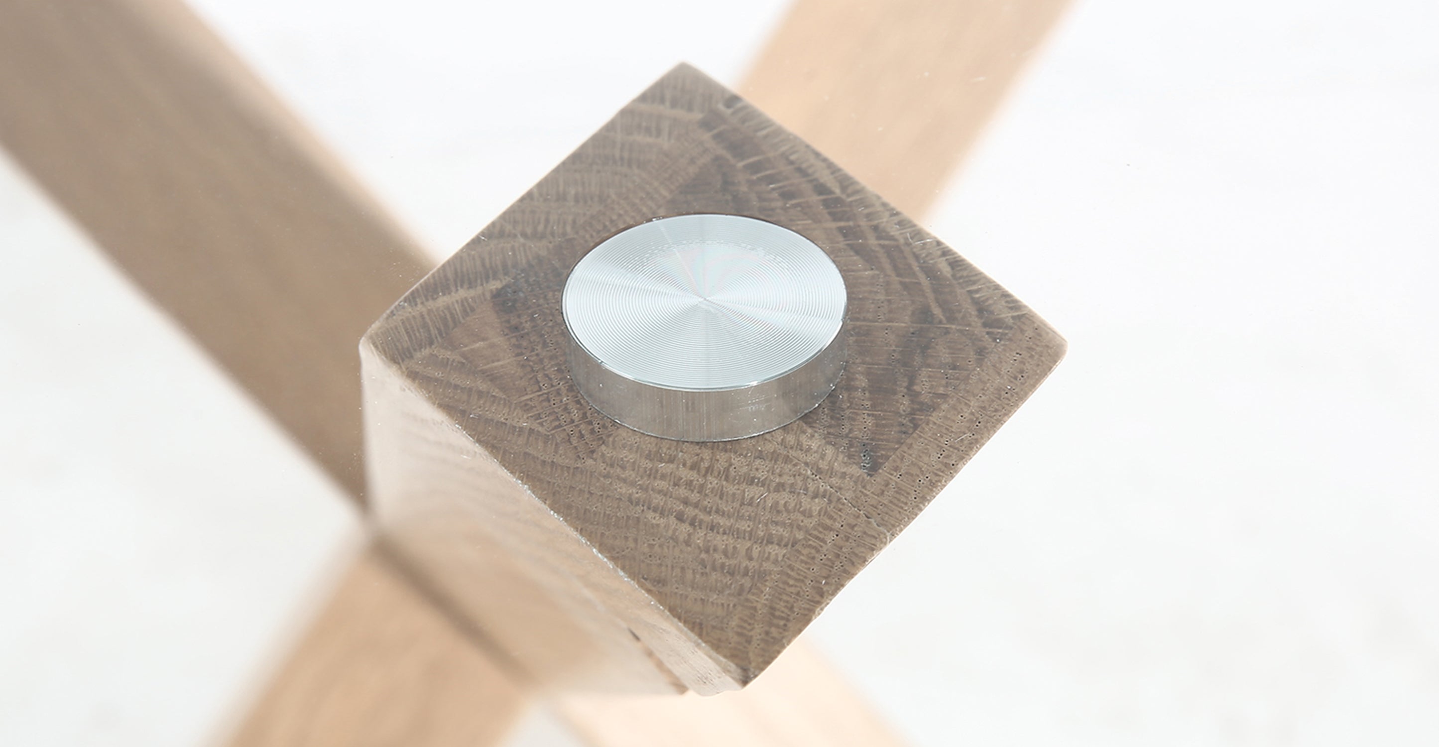 Kennedy Round Dining Table (37.4)