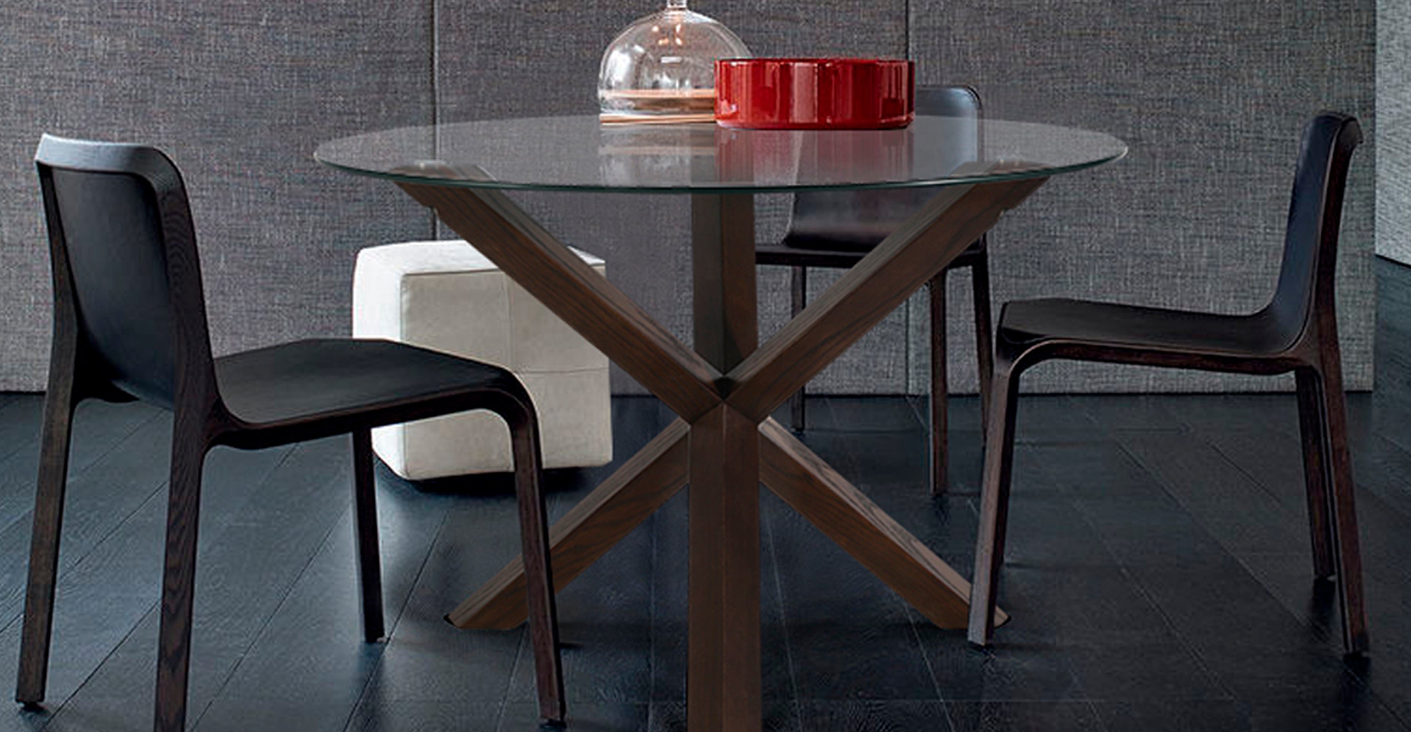 Kennedy Round Dining Table (37.4)