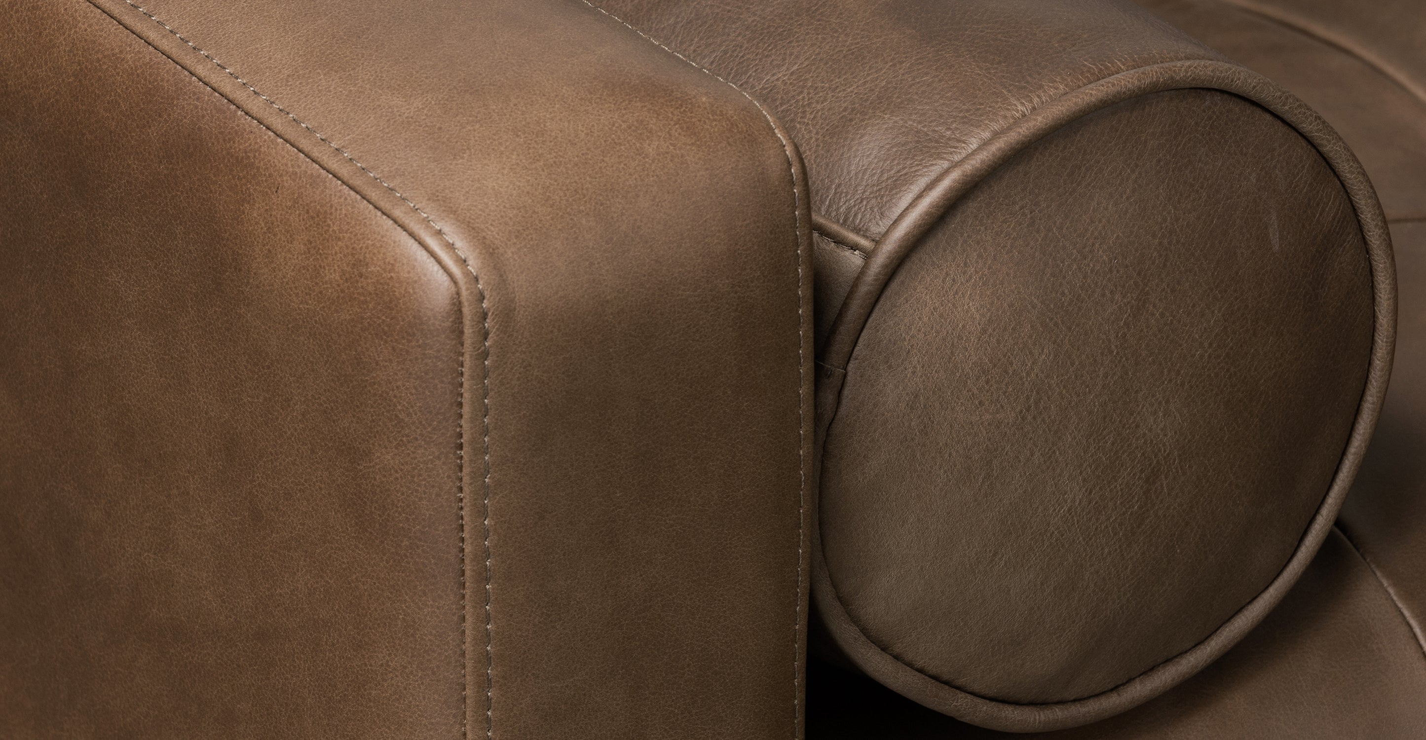 Napa Right-Facing Sectional Sofa