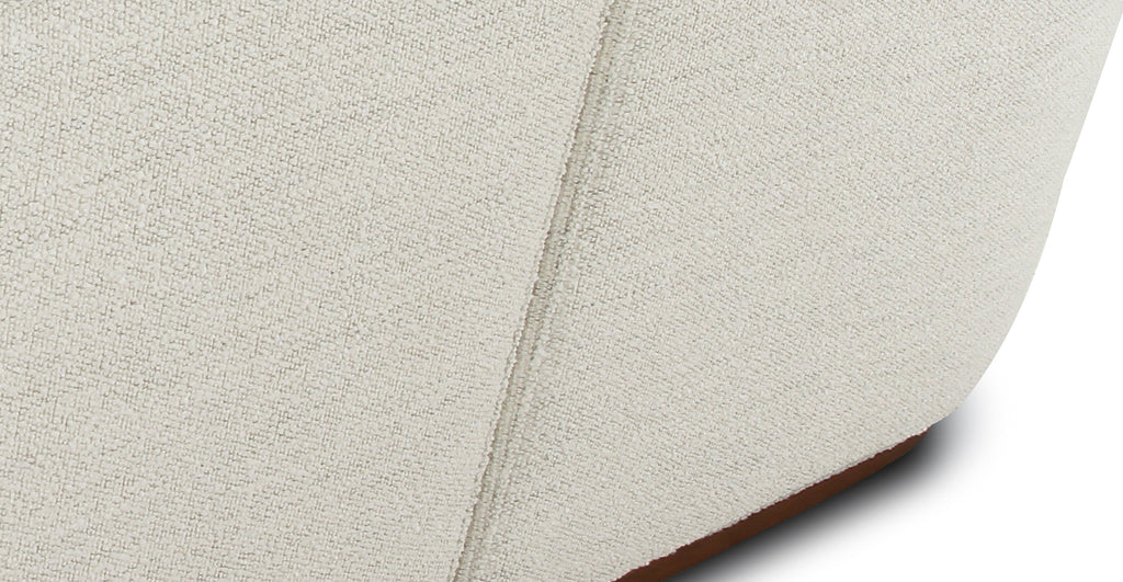 Arles Left-Facing Sectional