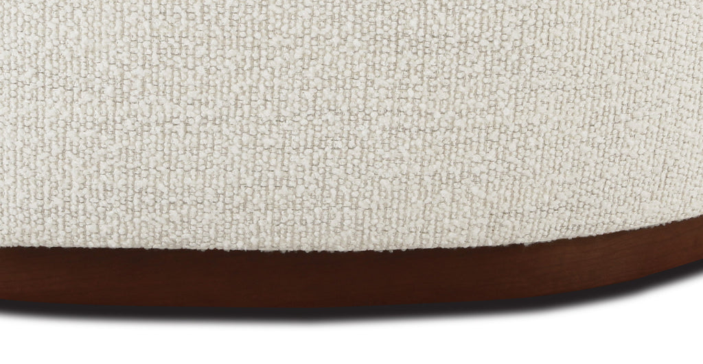 Arles Left-Facing Sectional