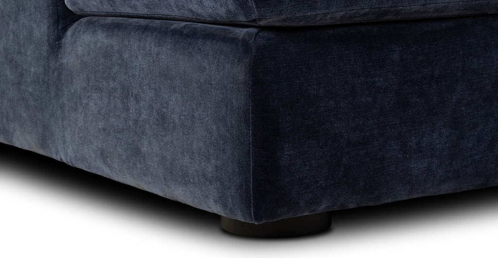 Marcel Right-Facing Corner Sectional