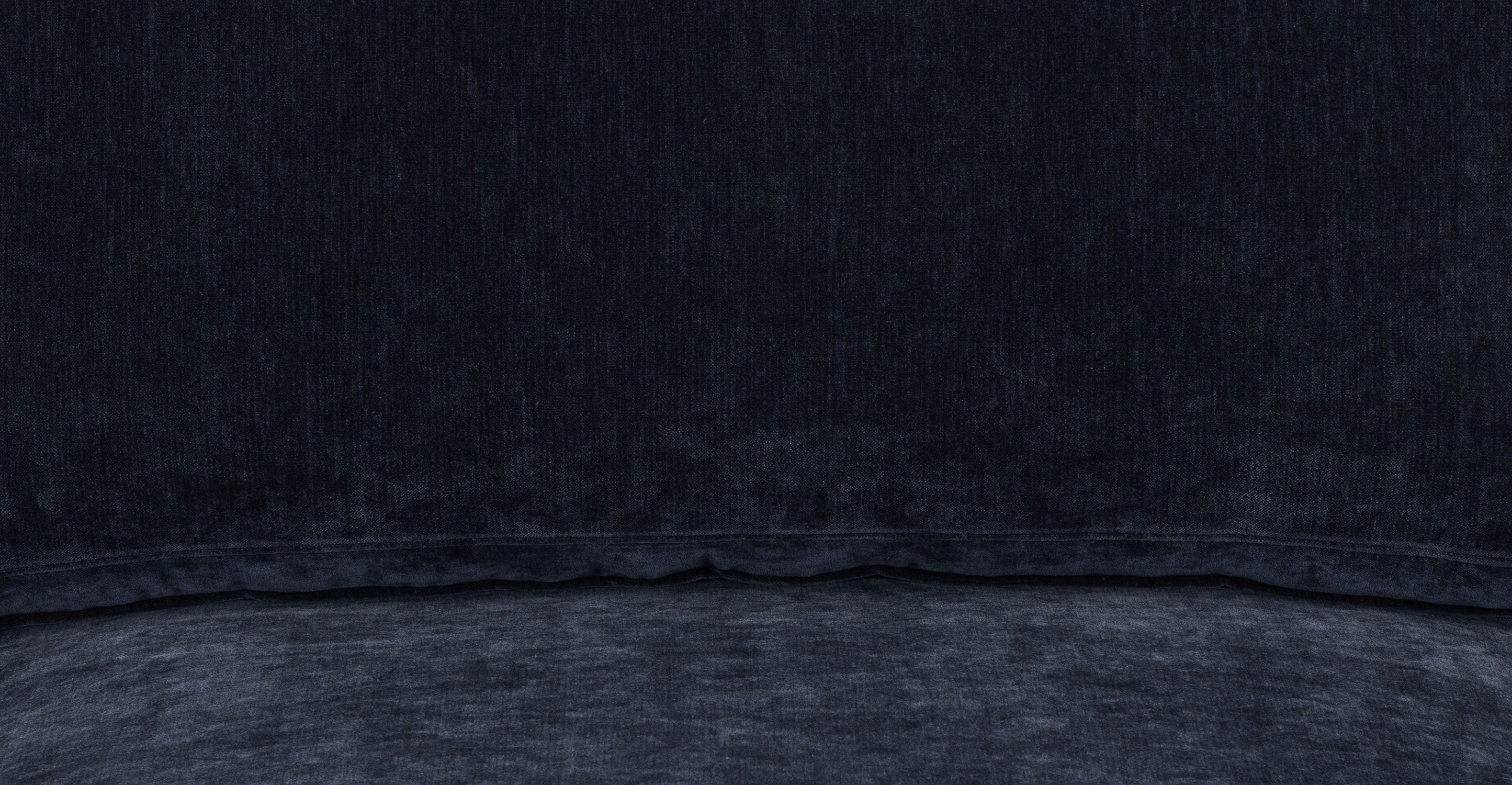 Zyon 105.5 Reversible Chaise Sectional