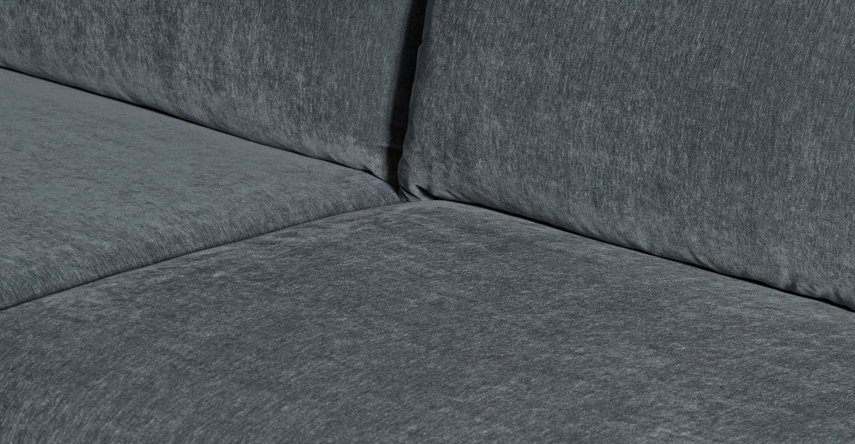 Lucerne Left-Facing Sectional with Extra-Wide Chaise