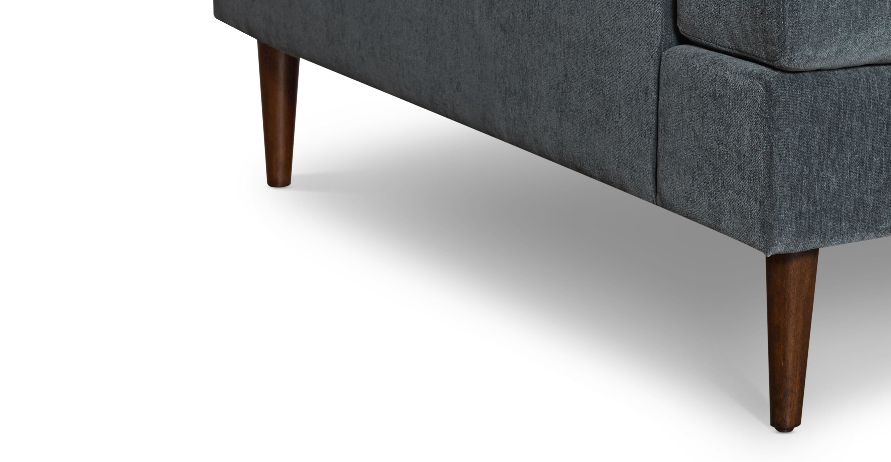 Lucerne Right-Facing Sectional with Extra-Wide Chaise