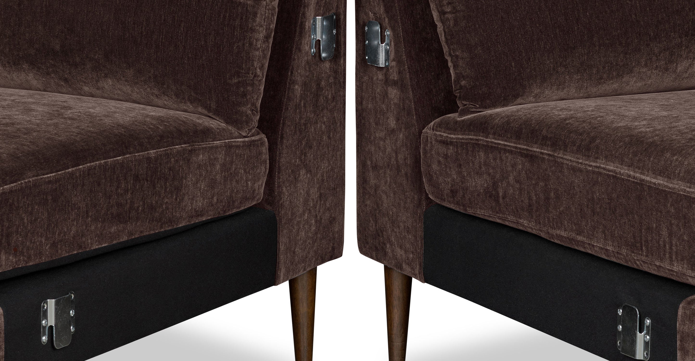 Lucerne Right-Facing Sectional with Extra-Wide Chaise