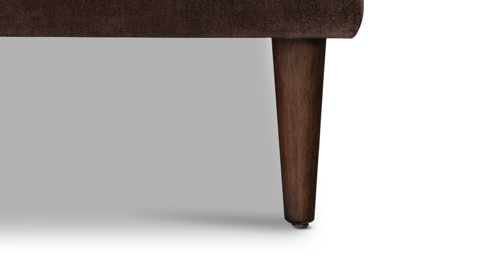 Lucerne Right-Facing Sectional with Extra-Wide Chaise