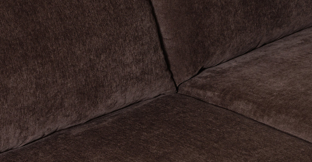 Lucerne Right-Facing Sectional with Extra-Wide Chaise