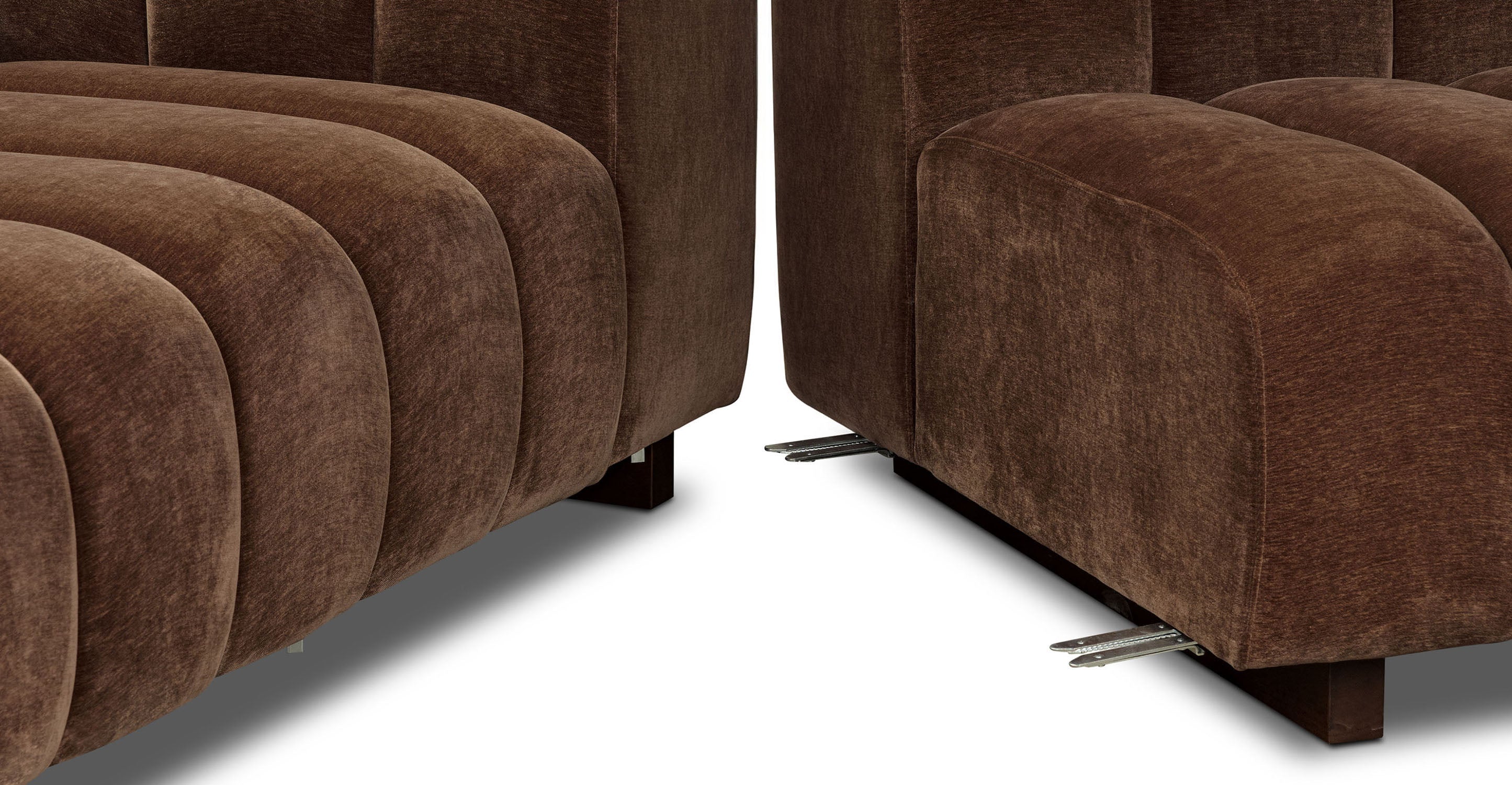 Pomona 125 Left-Facing Bumper Sectional