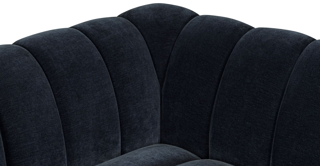 Pomona 125 Right-Facing Bumper Sectional