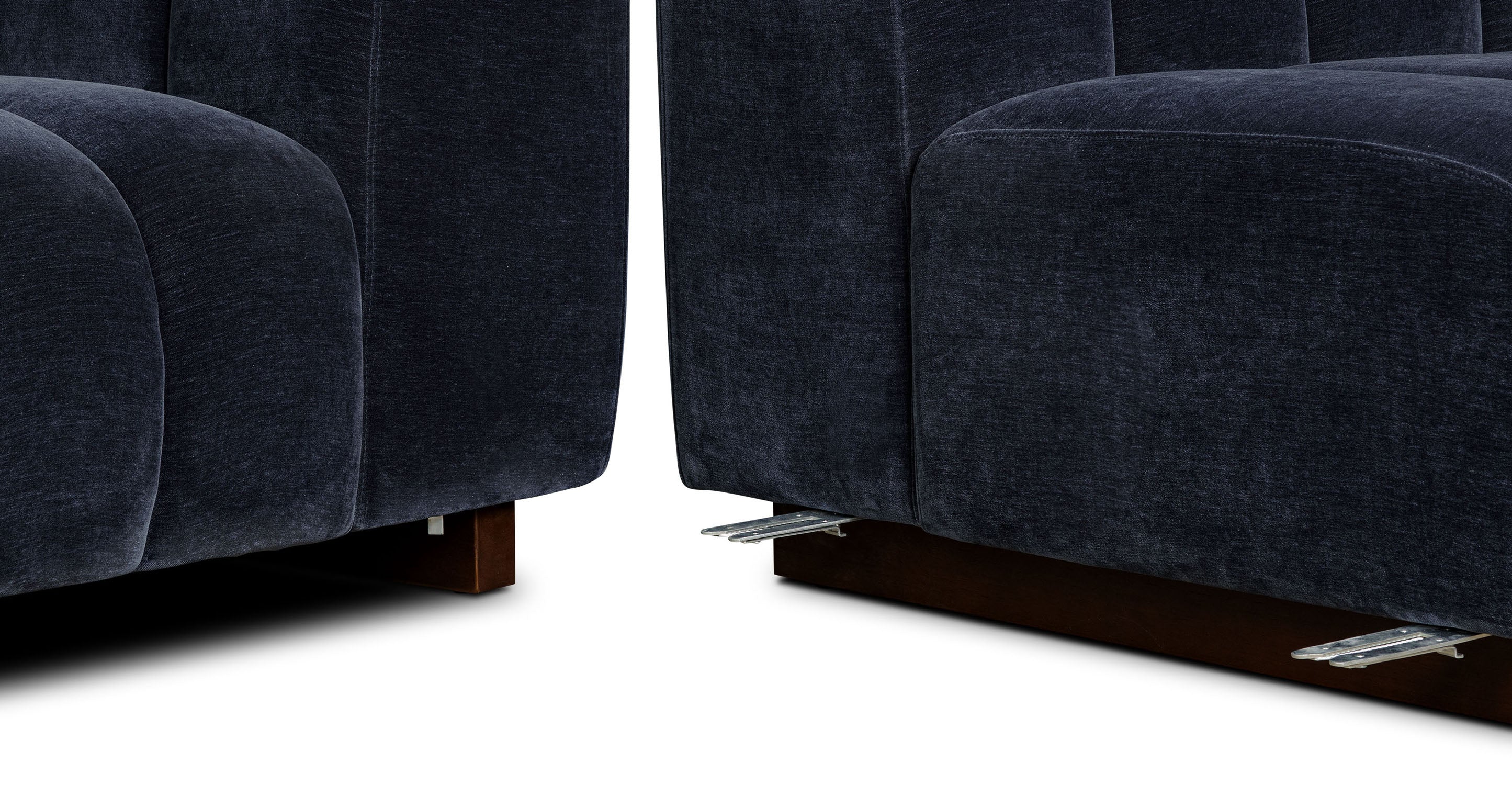 Pomona 125 Left-Facing Bumper Sectional