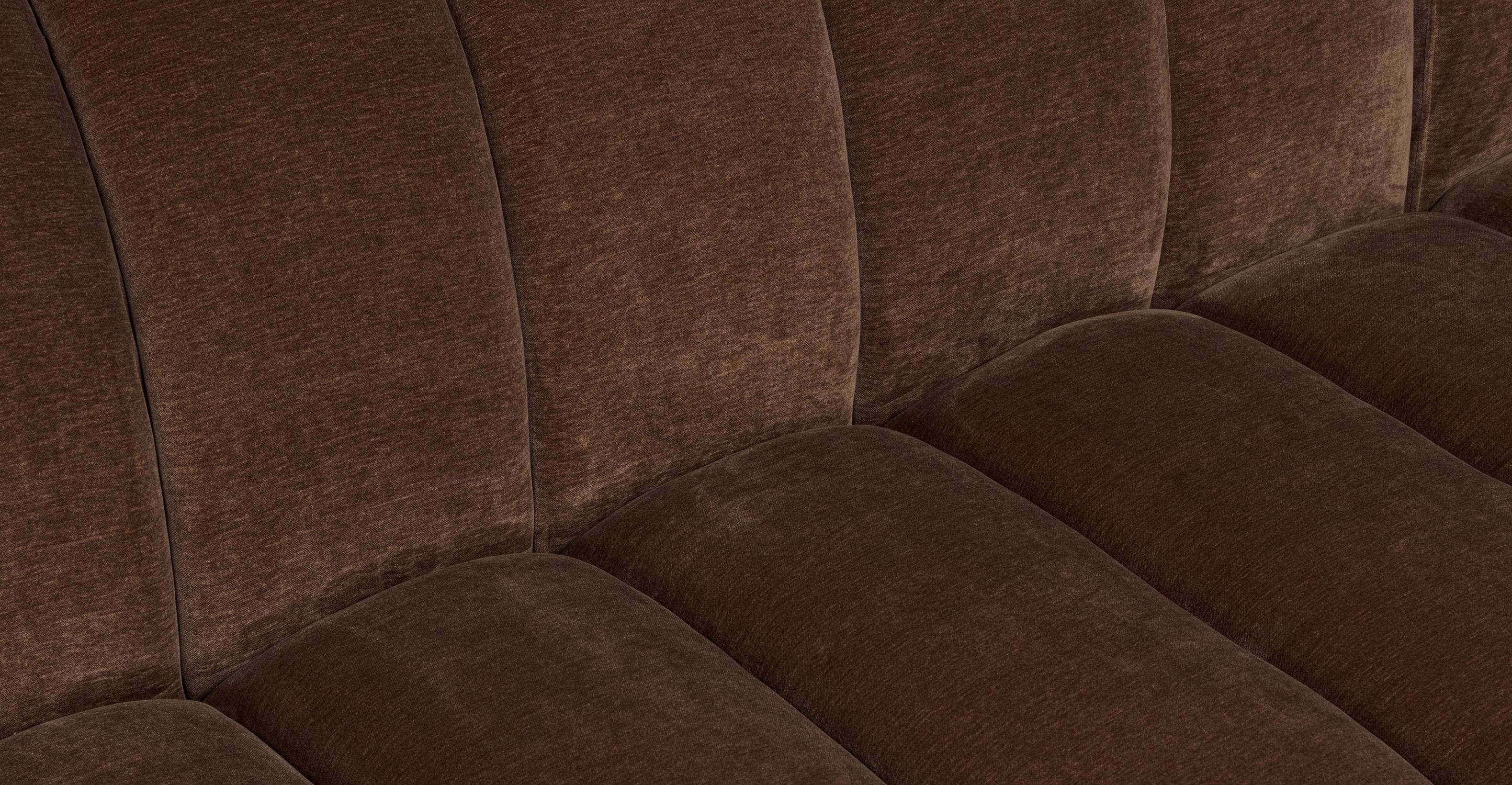 Pomona 125 Right-Facing Bumper Sectional