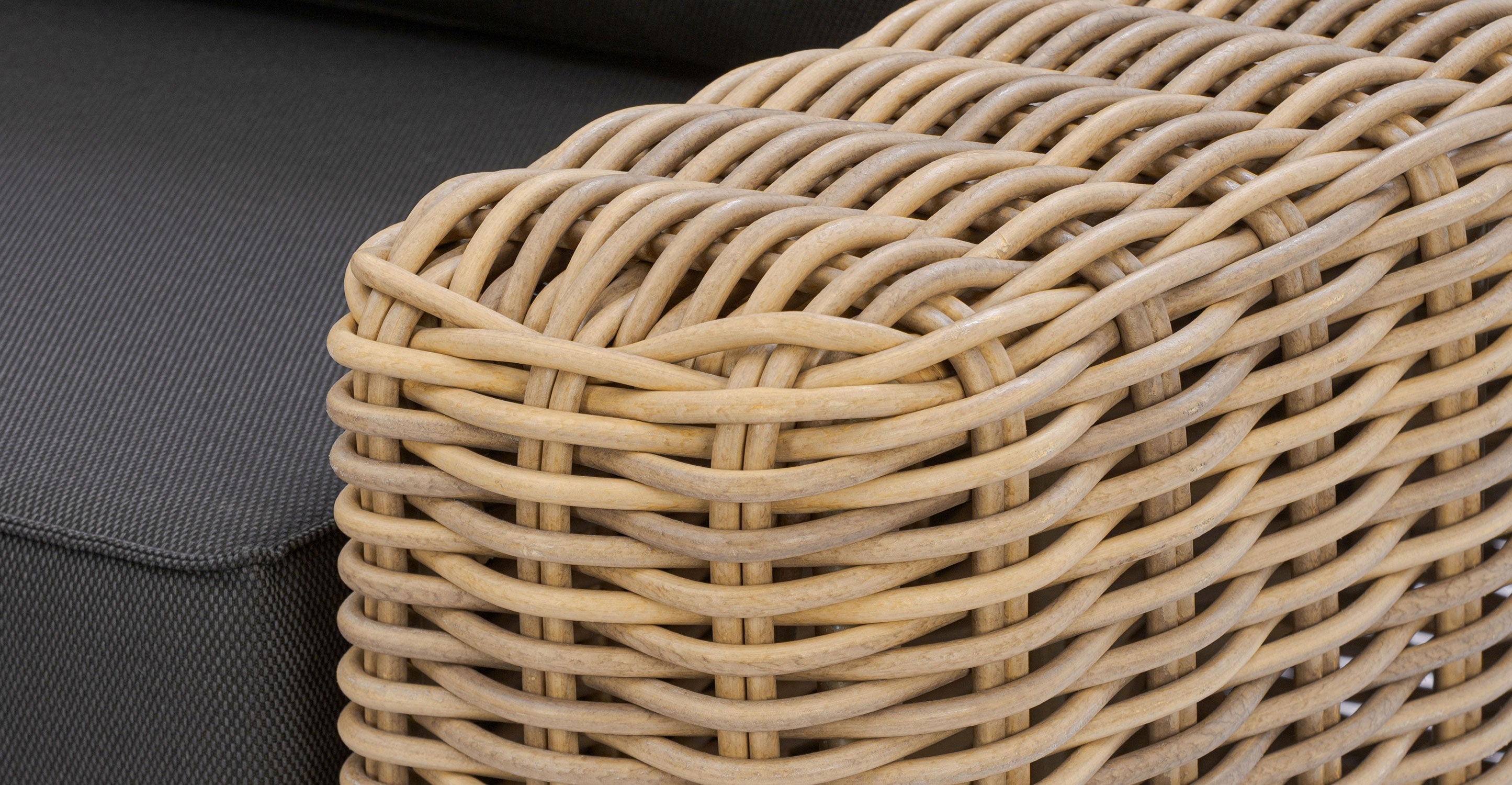 Puglia Corner Sectional Set with Coffee Table