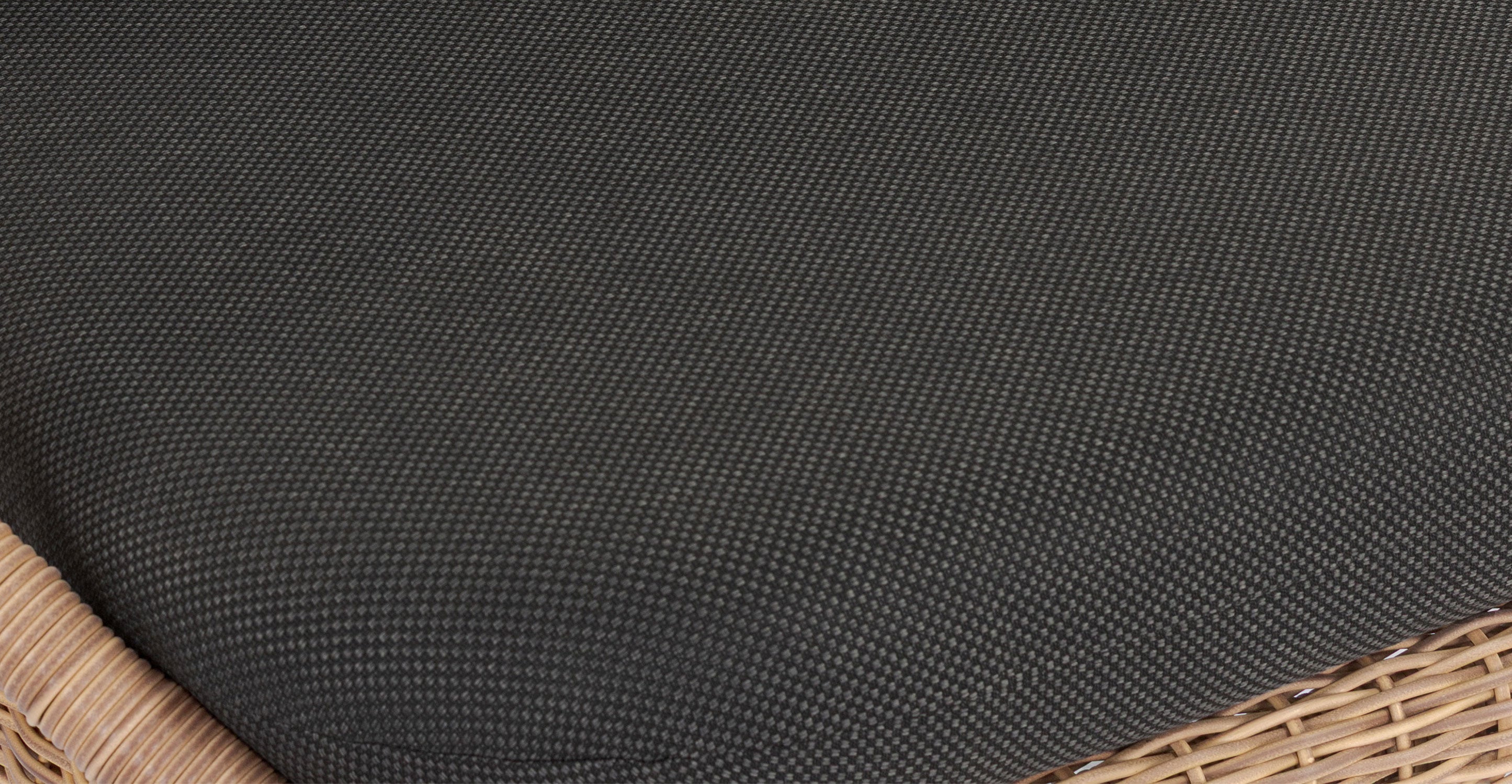 Ponza Indoor / Outdoor Lounge Chair