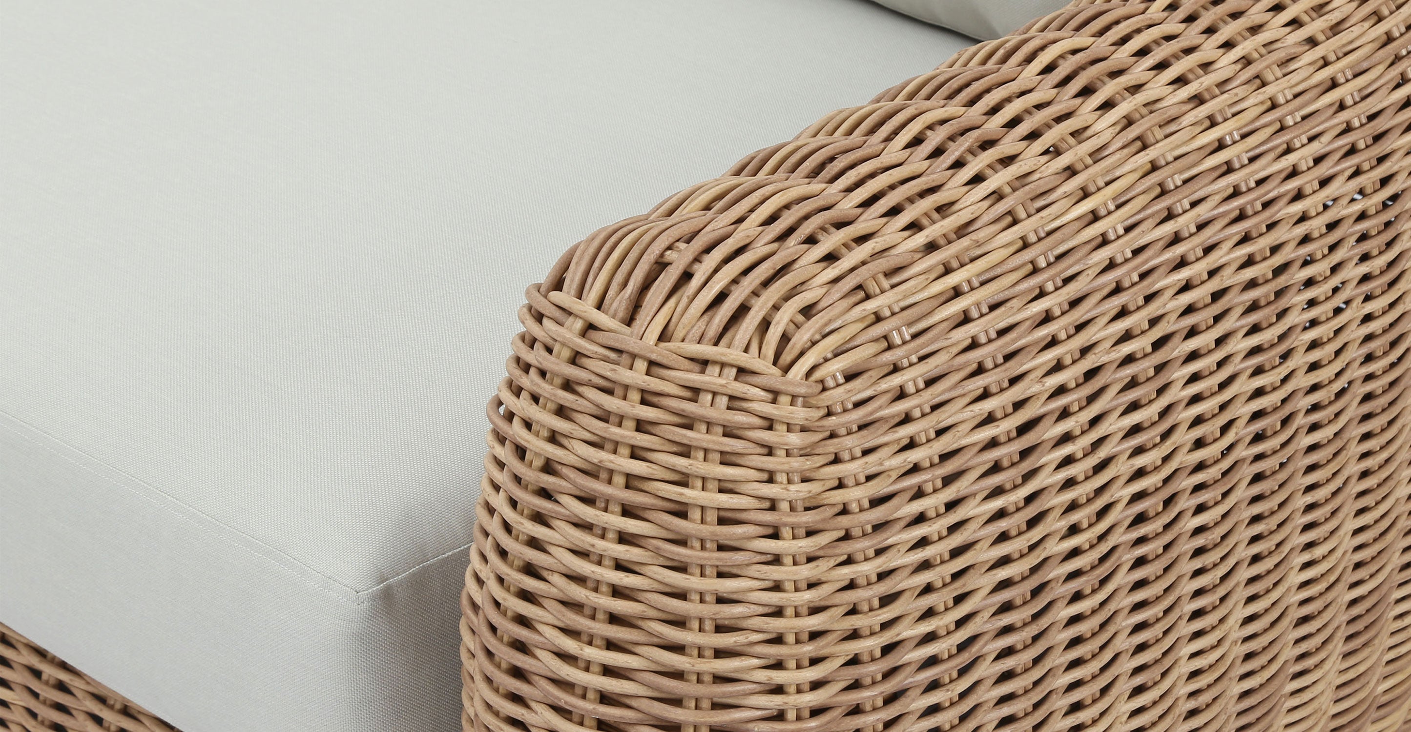 Corto 114.5 Corner Sectional