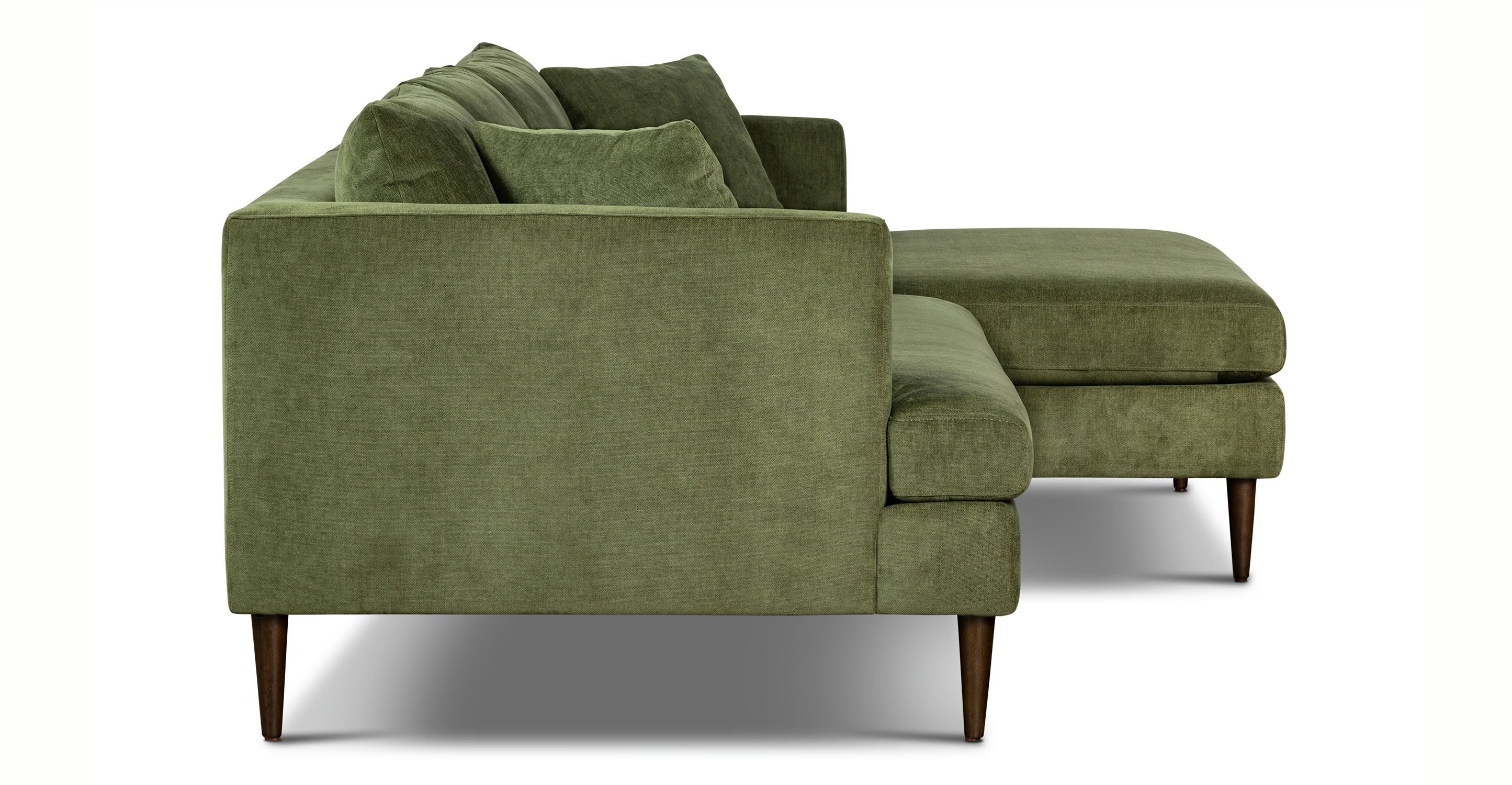 Lucerne Right-Facing Sectional with Extra-Wide Chaise