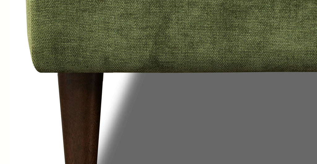 Lucerne Right-Facing Sectional with Extra-Wide Chaise